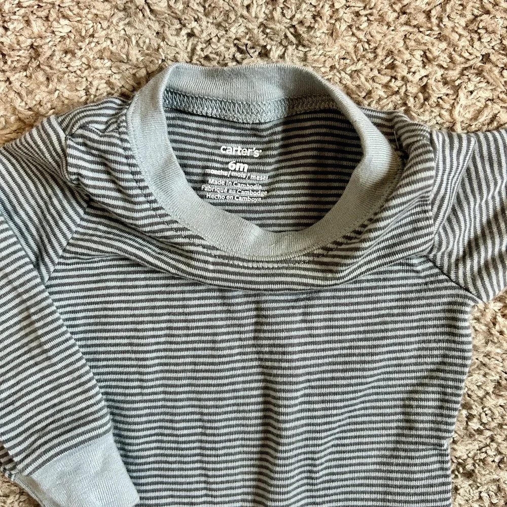 Carter's‎ I Baby Bear Hoodie Vest Bodysuit Set I Size 6M I Blue Gray Striped
